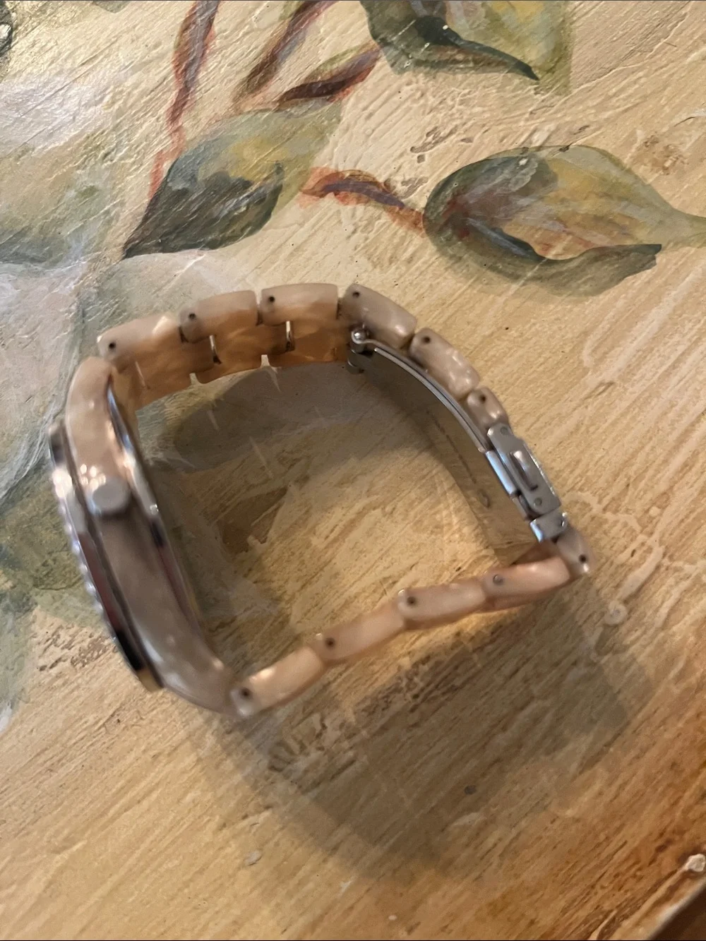 Fossil Pearlized Cream Resin Watch with Crystal Bezel with one missing stone